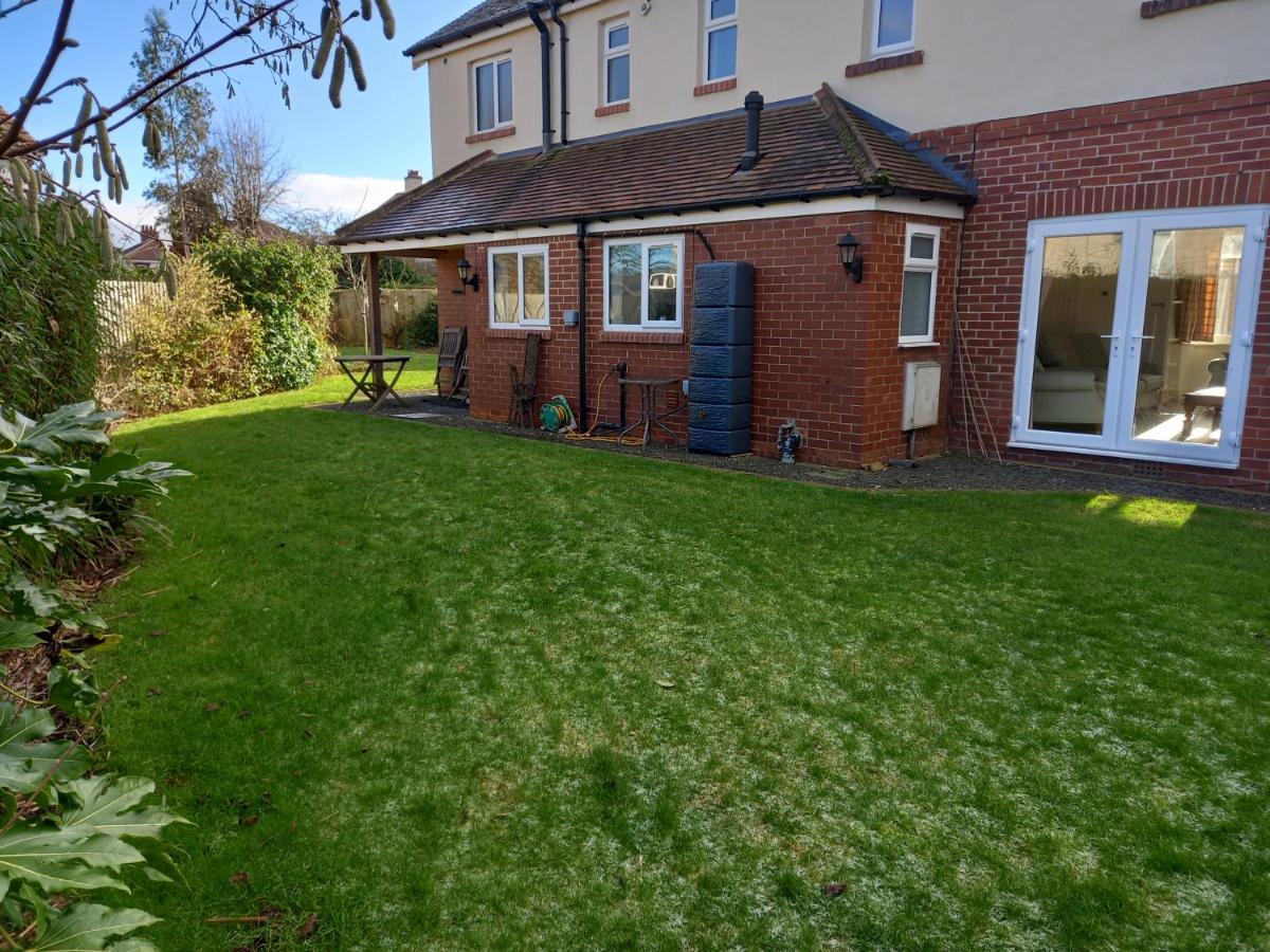 Grange Croft Ben Rhydding Exterior foto